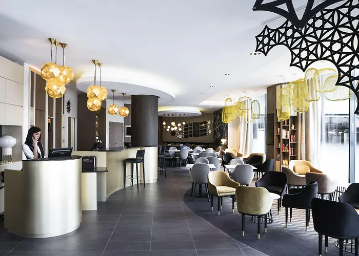 Novotel Suites Expo Porte De VersaillesHotel Parigi